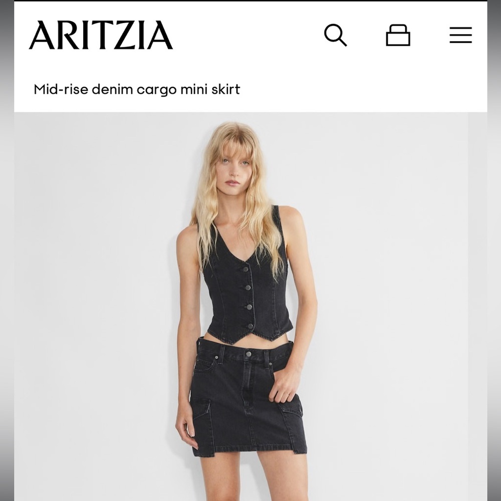 Aritzia denim forum mini cargo skirt